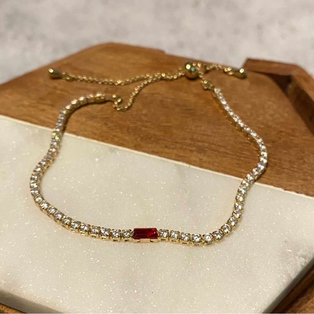 EXPRESS. Bracelet.